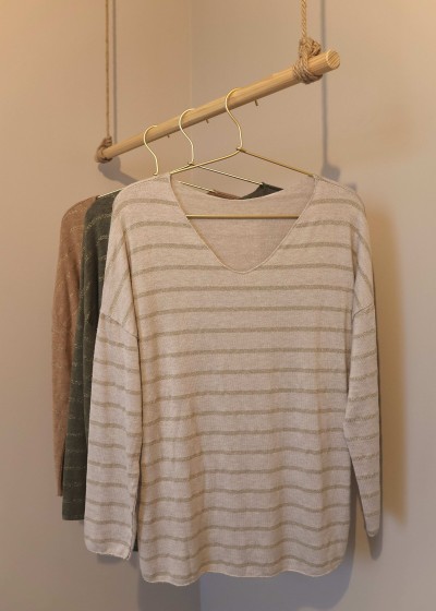Pull fin à liseré doré camel