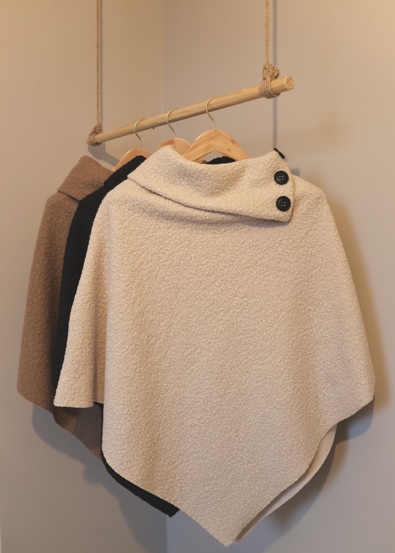 Poncho triangle beige