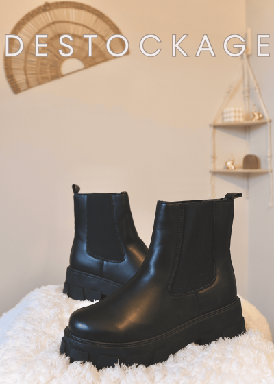 bottines noires à semelles épaisses