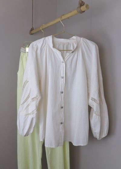 chemise brodee