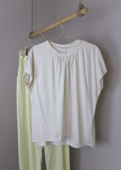 T-shirt col rond plissé - beige