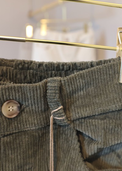 Pantalon en velours côtelé - kaki