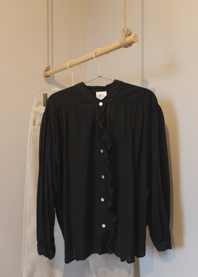 Chemisier en voile de coton noir