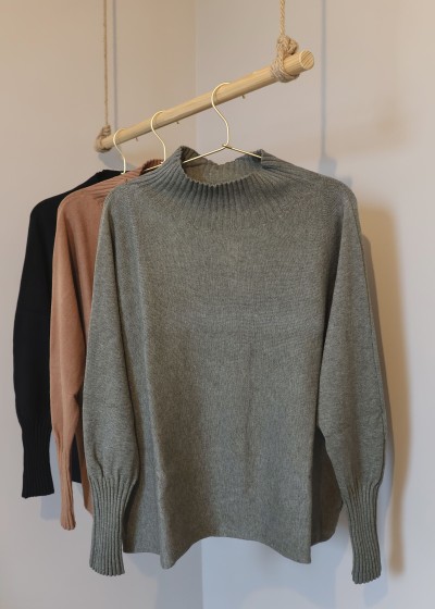 pull col montant kaki