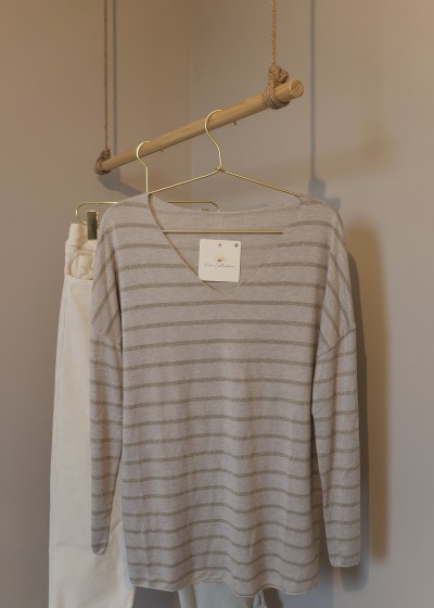 Pull fin à liseré doré ecru