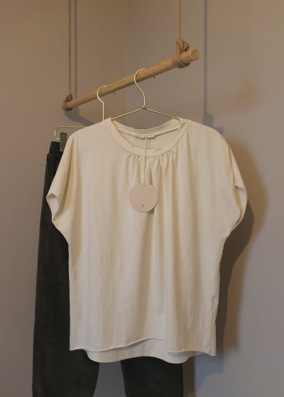 T-shirt col rond plissé - beige