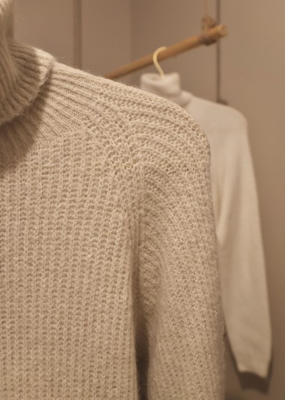 Pull col roulé - beige